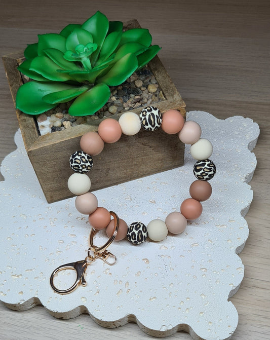 Neutral Leopard